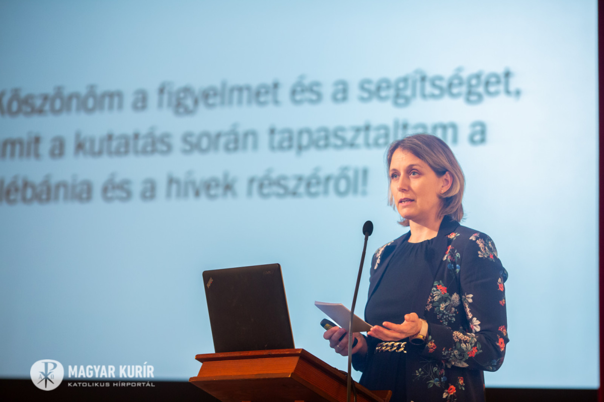 A kutatómunka esszenciája – interjú Wirthné Diera Bernadett történésszel a-kutatomunka-esszenciaja-interju-wirthne-diera-bernadett-tortenesszel